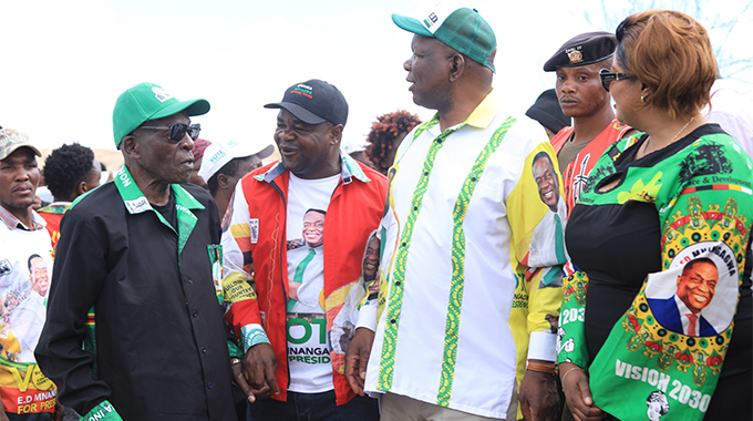 ‘Asking President to stay on not an offence’
