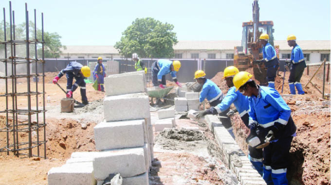Construction of temporary Mbare market takes shape