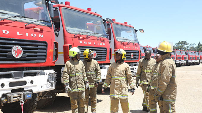 Govt hands over 35 fire-fighting trucks to RDCs