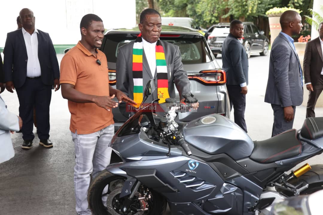 President hails inventor Maxwell Chikumbutso