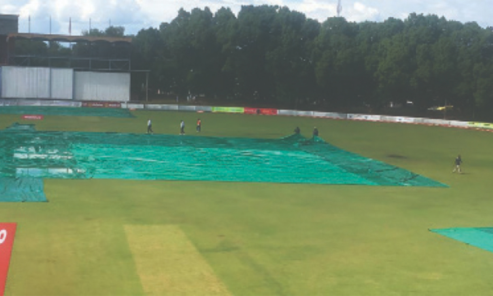 Rain disrupts Tuskers, Rhinos match