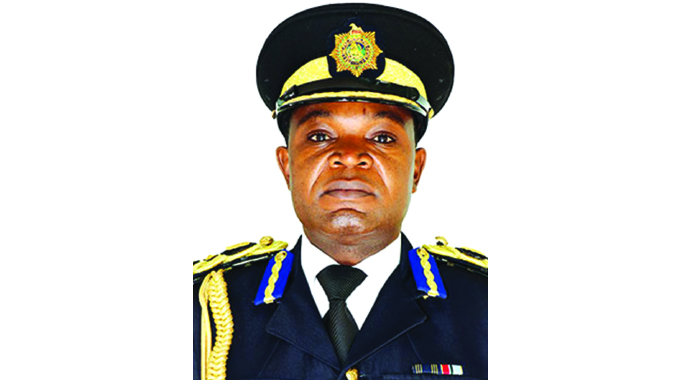 Police crack team nabs 9 armed robbers