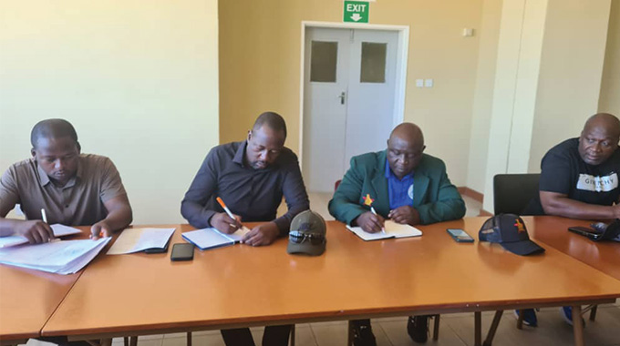 NEW: Parly sports committee meets Bulawayo councillors