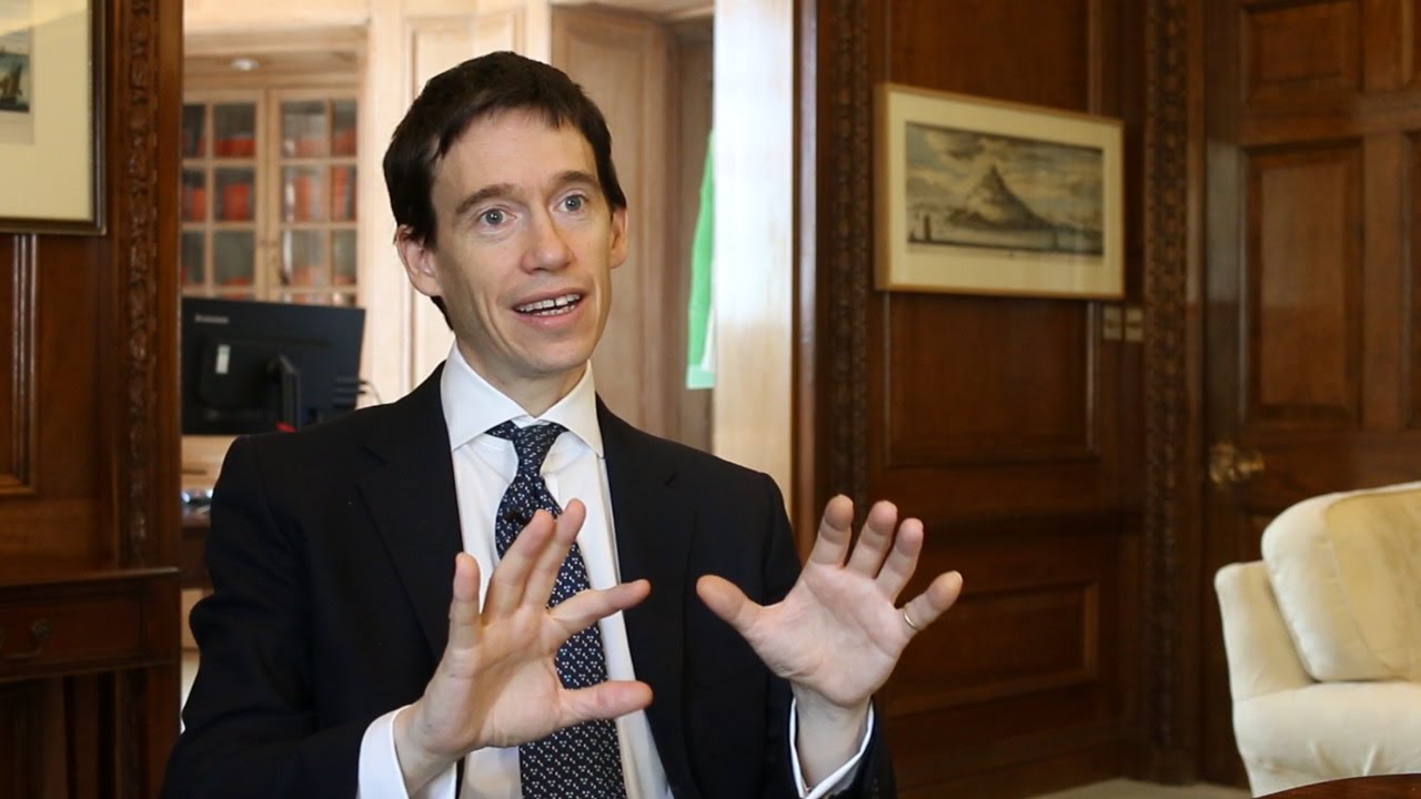 UK minister flies in for talks