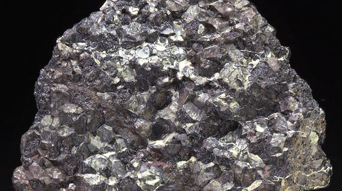 Bleak future for Zim chrome smelters