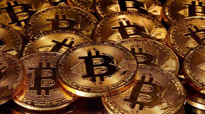 Crypto survey puts bitcoin at US$36 600 in 2021