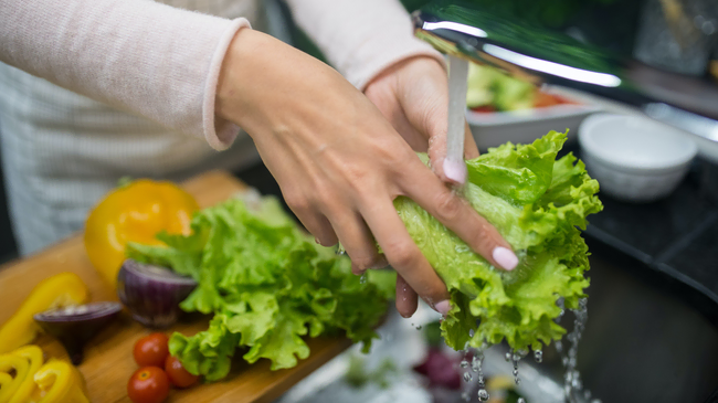 How to properly wash fruits, veggies