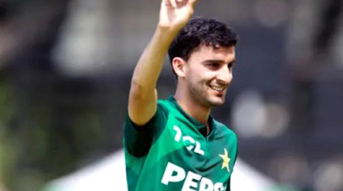 Muqeem takes five wickets as Pakistan defeat Zimbabwe to win T20 series