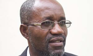 Zvidzai in fierce fight with Chombo