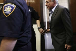 Strauss-Kahn moves to luxury pad