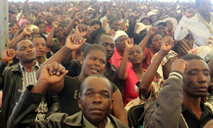 Thousands denounce sanctions