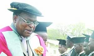 Principals endorse civil service pay increase