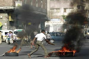 Yemeni planes bomb southern cities