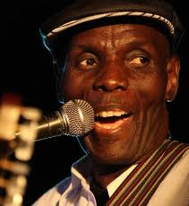 Artistes unite for a good cause