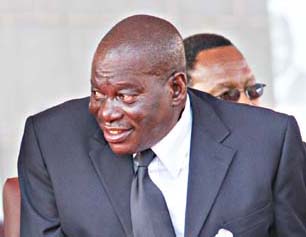 House continues debate on General Mujuru