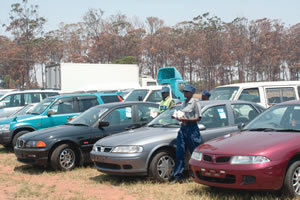 Police impound 118 unregistered vehicles