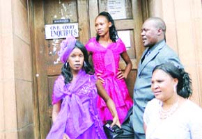 Couples stranded as court closes for holiday