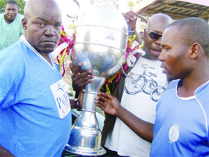 Squabbles rock Dynamos fans club