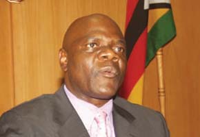 Mutambara faction seeks alliance
