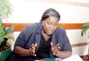 Civil servants get bonuses