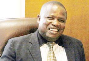 ZNA, Bakers Inn in charity golf pact