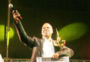 Makhabane thrills crowd at B/F