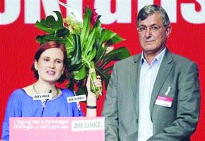 Germany Left badly split after troubled congress