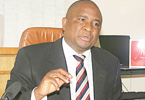 Chiyangwa, Sibanda to cheer Chicken Inn