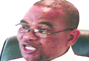 Farmers urged to grow commercial crops