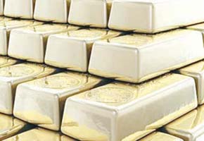 Gold rises after weekly loss