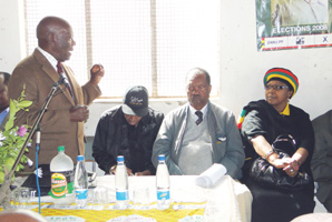 Mat South endorses DCCs dissolution