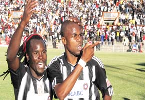 Underdogs face topdogs . . . as Quelaton face leaders Bosso in derby