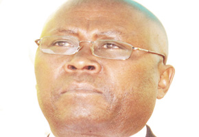 Public urged to support census