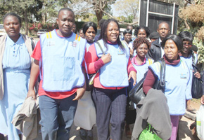 Gold panners flee census enumerators