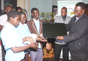 Pumula High wins HIV/Aids quiz