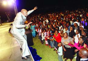 Solly, Keke to work with Zim artistes