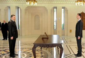 Syrian prime minister defects