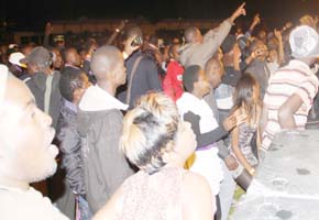 Zahara, Winky D wow fans