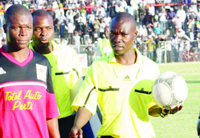 Bad refereeing mars PSL action