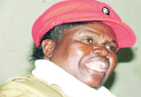 Minister agrees to meet civil servants