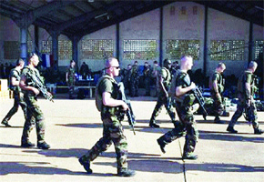 France keeps up Mali strikes, Ecowas plans advances