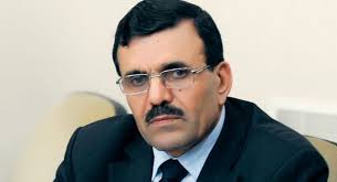 Tunisia PM defies call to dissolve government