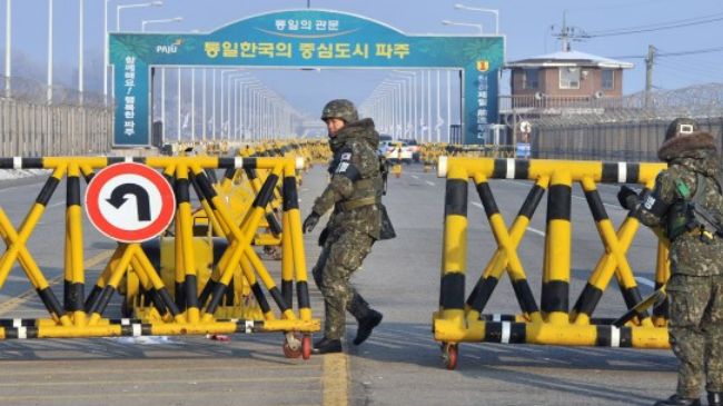 Two Koreas agree to reopen Kaesong zone