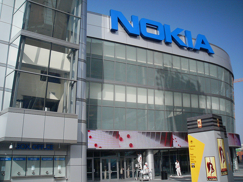 Nokia to buy out Siemens equipment