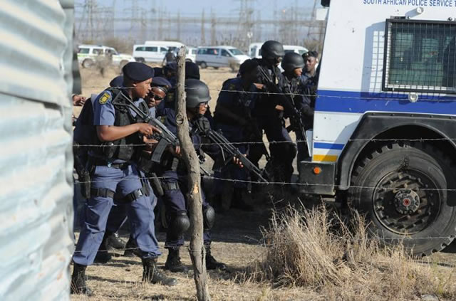 Marikana grenade use under scrutiny