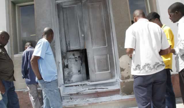 Chronicle offices set on fire