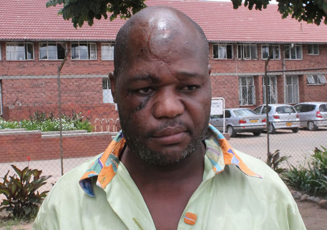 Patron stabs guard in dispute over empty bottle