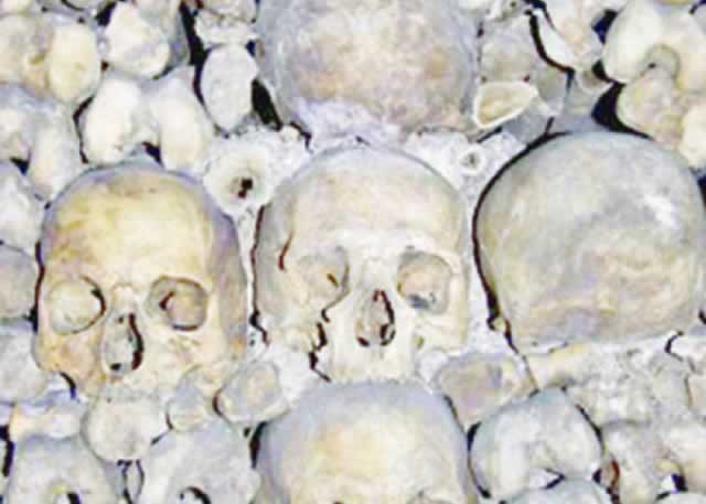 Bodies in Sri Lanka mass grave top 80