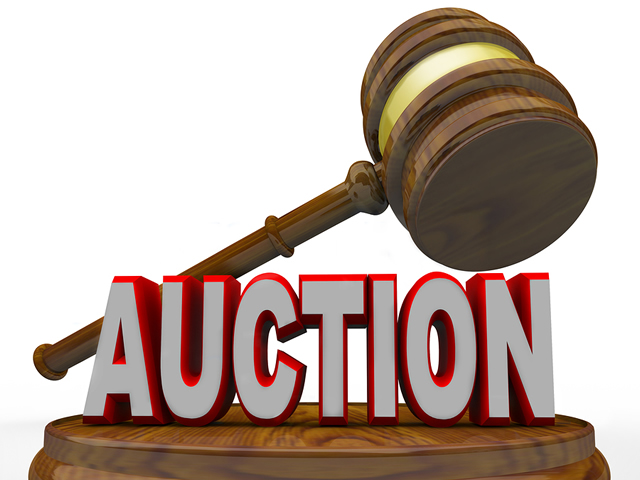 Debts: houses to go under the hammer