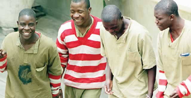 THIEVING TEENS . . . 7-member housebreaking gang busted